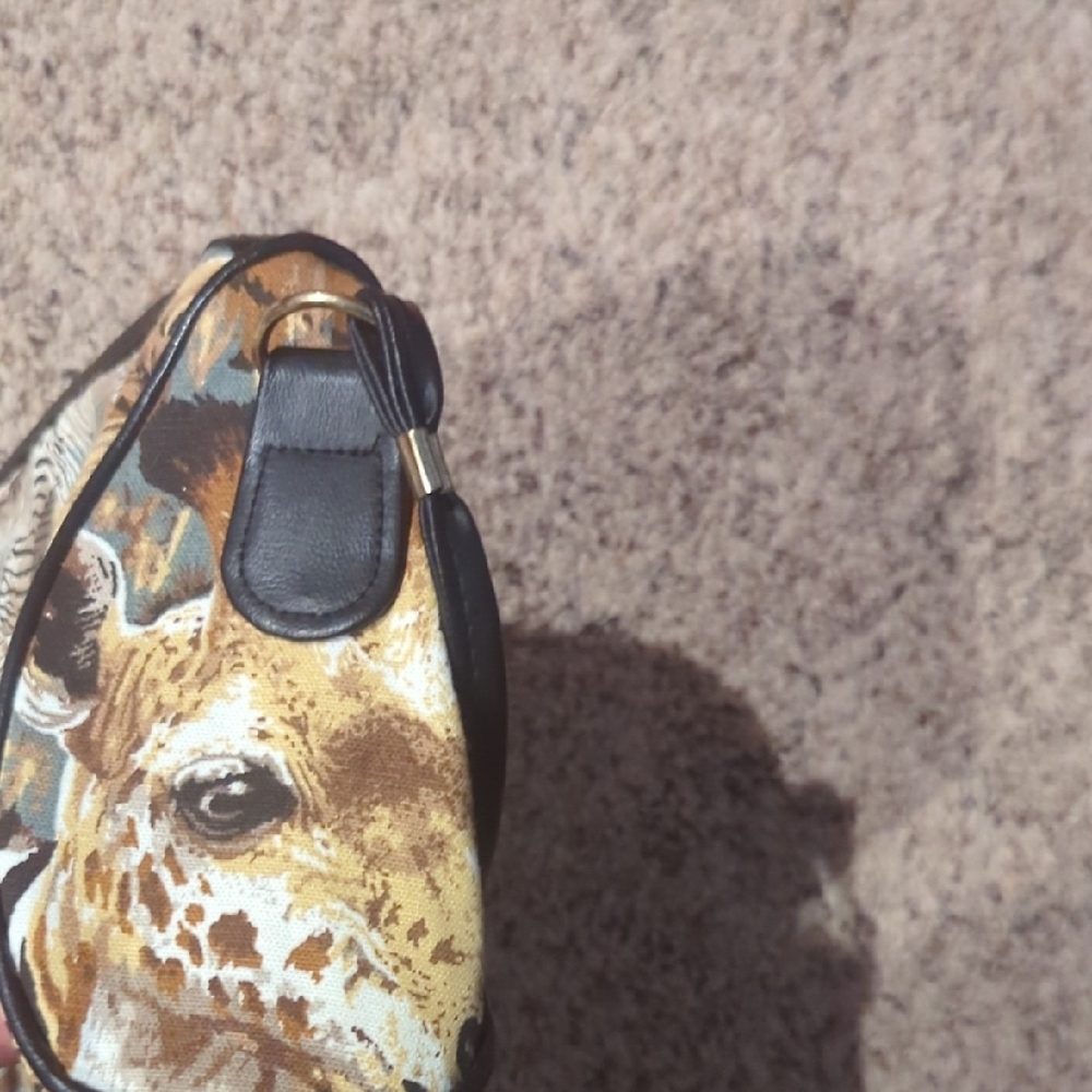 Animal Print Shoulder Bag - Picture 8 of 10